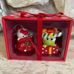 NIB Hello Kitty x Blue sky ceramics Ornament set. Keropi & Hello Kitty